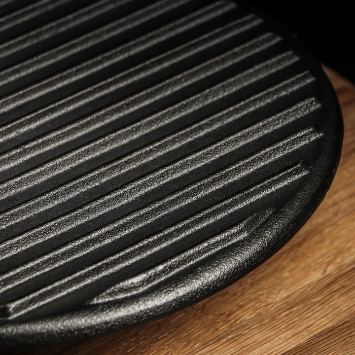 Крышка-пресс чугунная Magma &laquo;Гриль&raquo;, 24&times;5,5 см, цвет чёрный