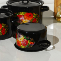 Набор кастрюль «Жостово», 3 предмета: 1,5 л, 2,9 л, 4,5 л, эмалированные крышки, индукция Набор кастрюль «Жостово», 3 предмета: 1,5 л, 2,9 л, 4,5 л, эмалированные крышки, индукция