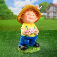 Садовая фигура "Мальчик с цветами" 20х25х46см Садовая фигура "Мальчик с цветами" 20х25х46см