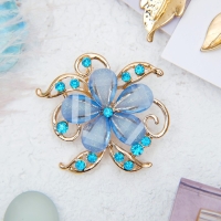 Брошь &laquo;Цветок&raquo; незабудка, цвет голубой в золоте