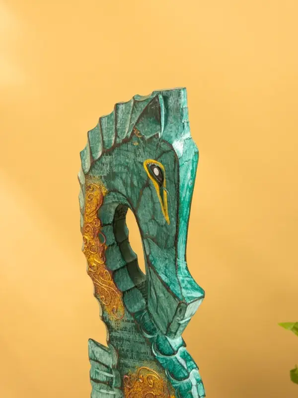 Сувенир интерьерный "Морской конь" 18х9х60 см, дерево, цв. зелёный