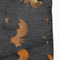 Скатерть на хеллоуин &laquo;Летучие мыши&raquo;, золото, 200 х 140