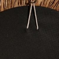 Зеркало настенное 60 см (декорировано ракушкой и бисером)