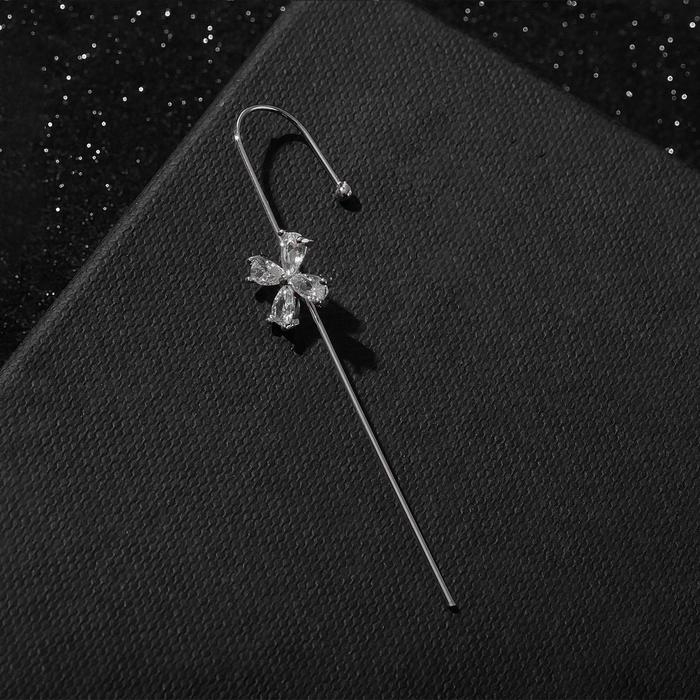 Серьга &laquo;Кафф&raquo; булавка, четырёхлистник, цвет белый в серебре