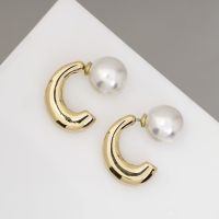 Серьги с жемчугом «Эксклюзив» полукольца, цвет золото Серьги с жемчугом «Эксклюзив» полукольца, цвет золото