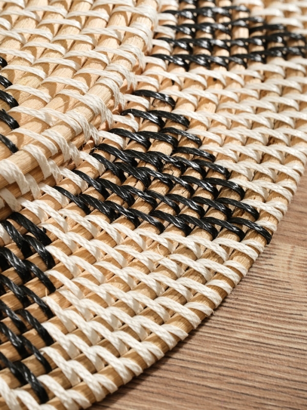 Тарелка декоративная плетеная ротанг "Солнце", 40х40х4 см, чёрно-белый