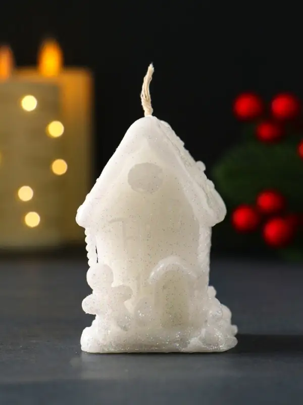 Свеча новогодняя "Домик с Пряником" 40х70мм, белый