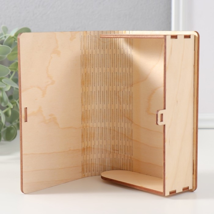 Копилка-книга "Змея. Здоровья" 13,5х9х4,5 см