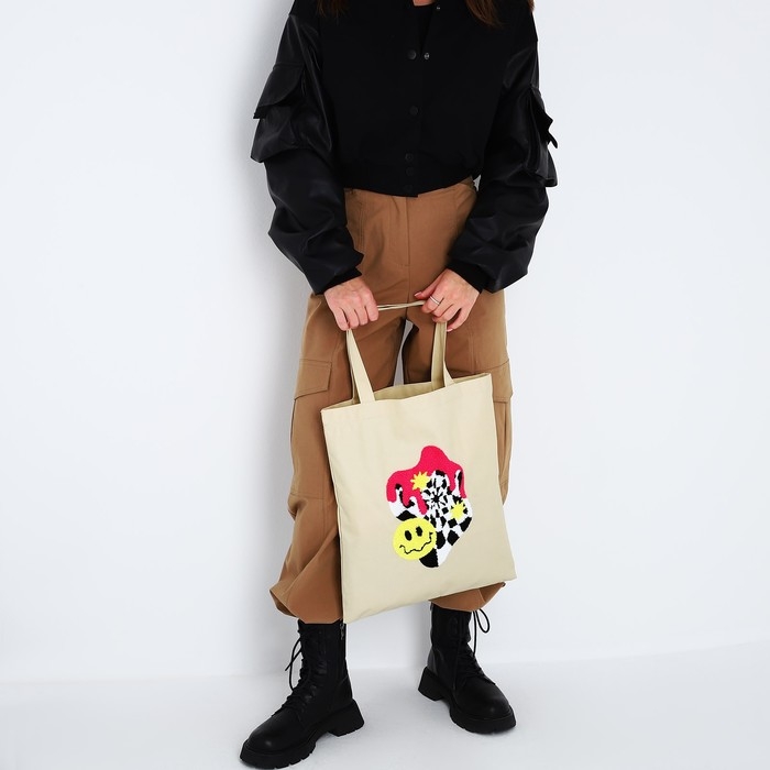 Шопер текстильный с вышивкой Smile , 40х35 см, бежевый цвет