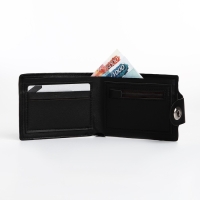 Портмоне мужское на магните, отдел для купюр, для карт, для монет, цвет чёрный Портмоне мужское на магните, отдел для купюр, для карт, для монет, цвет чёрный