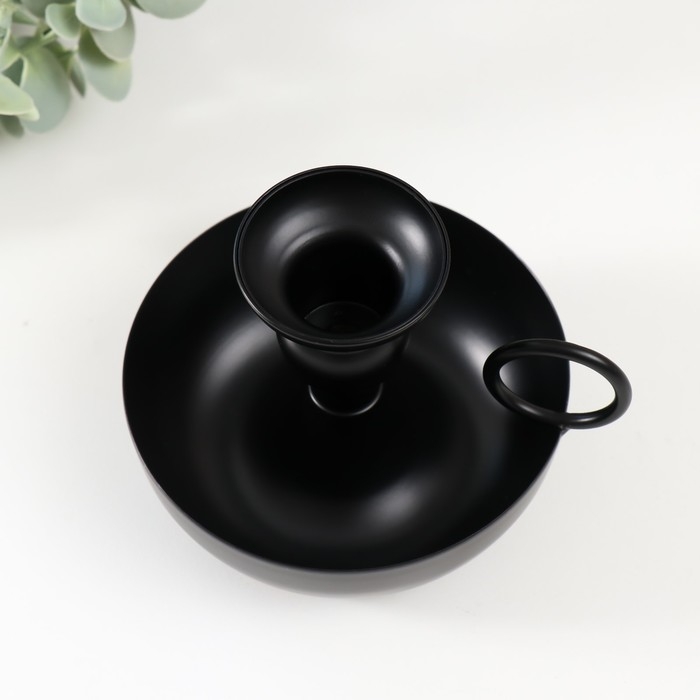 Подсвечник металл на 1 свечу с ручкой "Виток с чашей" d=2,6 см черный 10х10х8,5 см