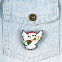 Значок новогодний закатной «Новый год: чирикать», 5,6 см. Значок новогодний закатной «Новый год: чирикать», 5,6 см.