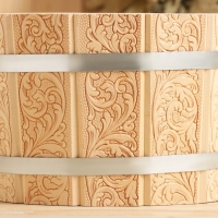 Шайка-ушат, бадья из липы, 5 л, нержавеющий обруч, "Русские Узоры", "Добропаровъ" Шайка-ушат, бадья из липы, 5 л, нержавеющий обруч, "Русские Узоры", "Добропаровъ"