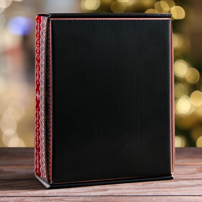 Новый год. Коробка подарочная, крышка-дно, с окном "Скандинавия", 18 х 15 х 5 см.