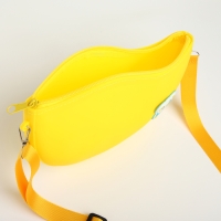 Сумка детская для девочки на молнии, цвет желтый Сумка детская для девочки на молнии, цвет желтый