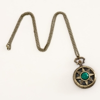 Часы карманные "Компас", кварцевые, d циферблата-4.7 см, цепочка l-80 см