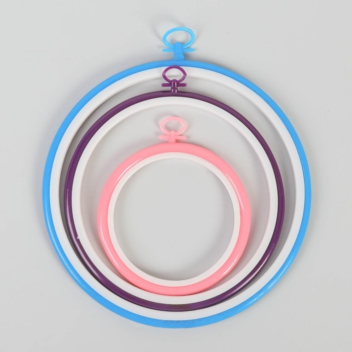 Пяльцы для вышивания с подвесом, d = 11/17/21 см, 3 шт, цвет разноцветный Пяльцы для вышивания с подвесом, d = 11/17/21 см, 3 шт, цвет разноцветный