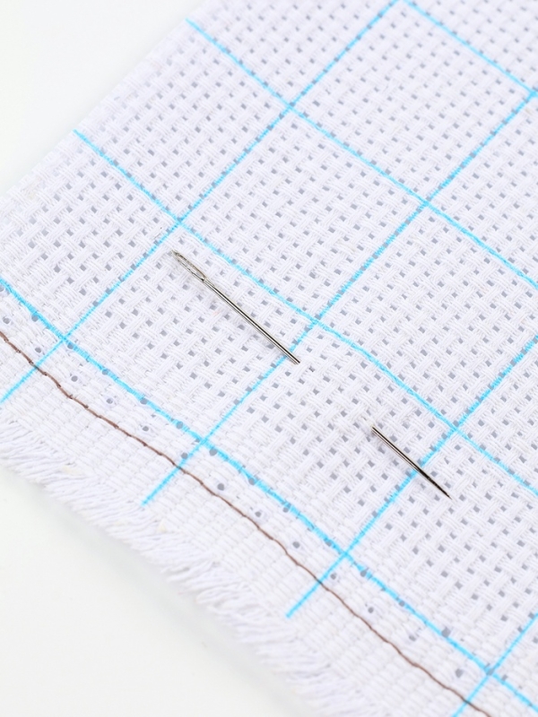 Вышивка крестиком 35х45 см "Садовые цветы"