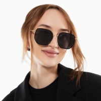 Очки солнцезащитные uv 400, дужка 14 см, ширина 13 см, линза 5.1&times;5.7 см