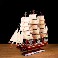 Корабль сувенирный &laquo;Бреслау&raquo;, трёхмачтовый, под тёмное дерево, паруса бежевые, 49х43х8 см