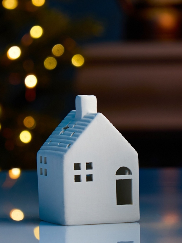 Светодиодная фигура "Дом" 6х6х9.5 см, 1 LED, LR44x3(в компл.), свечение тёплое белое