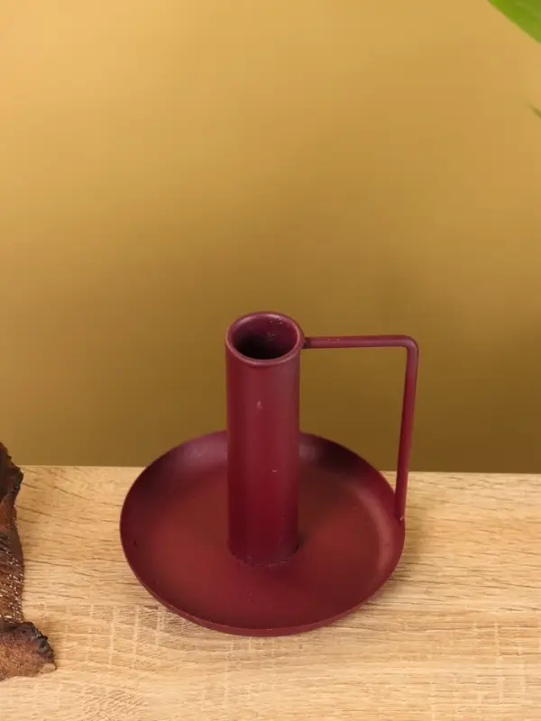 Подсвечник на 1 свечу текстурный с ручкой и блюдцем &laquo;Баклажан&raquo;, 10&times;10&times;9.5 +/- ,5 см