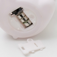 Ночник "Бычок" LED от батареек 3хLR44 белый 6х9х12 см RISALUX Ночник "Бычок" LED от батареек 3хLR44 белый 6х9х12 см RISALUX