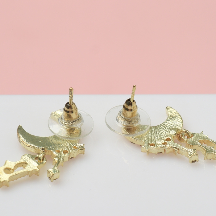 Серьги со стразами «Полумесяц» звёзды, цвет белый в золоте Серьги со стразами «Полумесяц» звёзды, цвет белый в золоте