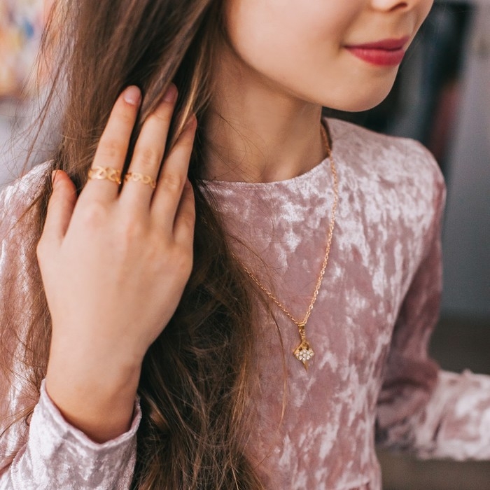 Набор детский &laquo;Выбражулька&raquo; 3 предмета: кулон 40 см, 2 кольца, балерина, цвет белый в золоте