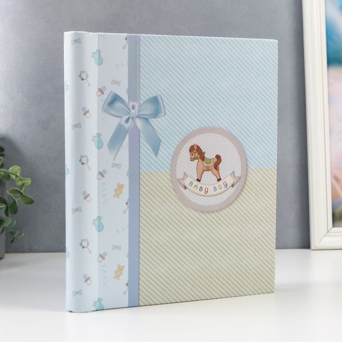 Фотоальбом  "Малышу" 20 магнитных страниц  23 х28 см и 20 страниц-анкет для заполнения