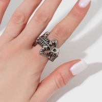 Кольцо «Перстень» скелет, цвет чернёное серебро, безразмерное Кольцо «Перстень» скелет, цвет чернёное серебро, безразмерное