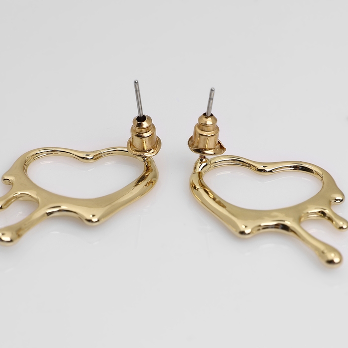 Серьги металл &laquo;Сердца&raquo; таяние, цвет золото