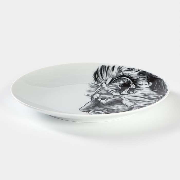 Тарелка фарфоровая &laquo;Лев&raquo;, d=24 см, белая