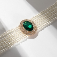 Чокер-колье «Роскошь» жемчужое, зелёный в золоте, 30,5 см Чокер-колье «Роскошь» жемчужое, зелёный в золоте, 30,5 см