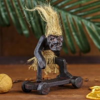 Сувенир дерево "Абориген на скейте" 20 см