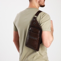 Сумка-слинг мужская из искусственной кожи, цвет коричневый Сумка-слинг мужская из искусственной кожи, цвет коричневый