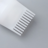 Бутылочка для окрашивания, с дозатором, 17 &times; 4,5 см, цвет белый