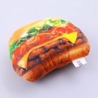 Игрушка для собак с пищалкой &laquo;&lrm;Бургер&raquo;&lrm; из текстиля, 12 х 9,3 см