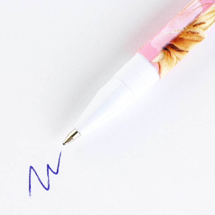 Подарочный набор &laquo;С 8 марта!&raquo;: блокнот А6 32 листа, ручка и бурлящий шар 2х40 гр