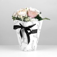 Переноска для цветов на лентах &laquo;Present with best wishes&raquo;, 17 х 25 х 9 см