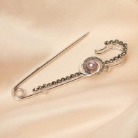 Булавка &laquo;Классика&raquo; овалы с жемчужиной, 7,5 см, цвет серый в серебре