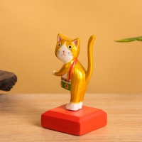 Сувенир на подставке &laquo;Кошка с сумочкой&raquo;, 5&times;5&times;11 см, дерево