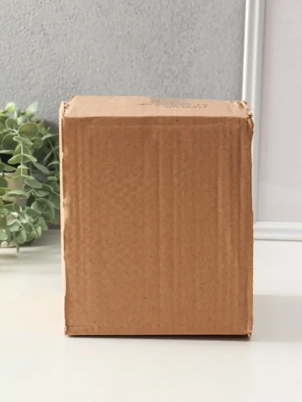 Сувенир полистоун "Африканка в горчичном наряде, с яблоками в корзине" 14х15,5х17,5 см