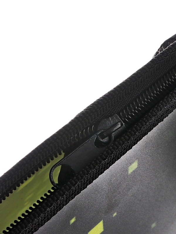 Папка А2 , 650х470х100 мм, deVENTE Папка А2 , 650х470х100 мм, deVENTE "Game", с ручками, пластиковая, молния сверху, внутренний карман