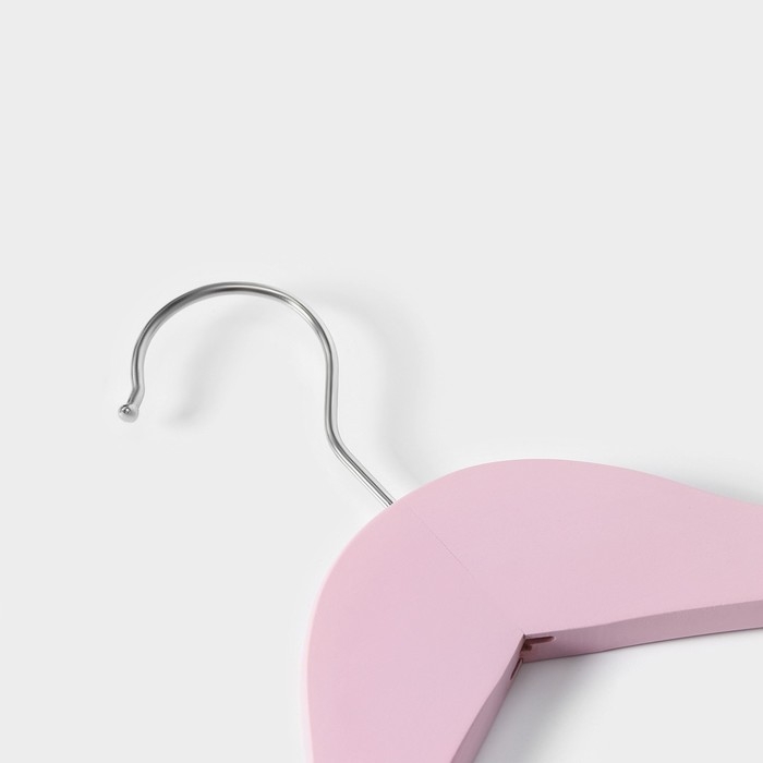 Плечики - вешалки LaDо́m Brillant, 44,5&times;23&times;1,2 см, 3 шт, деревянные, широкие плечики, цвет розовый