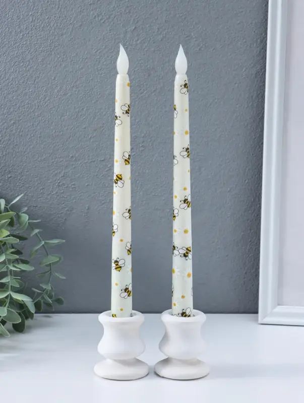 Свечи светодиодные "Античные. Ромашки и пчёлки" набор 2 шт 2хААА 2х2х27,5 см 2,5х7х32 см
