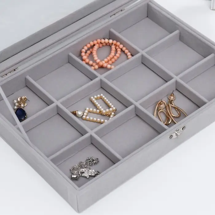 Шкатулка бархат для браслетов "Серый туман" 5х20х28 см