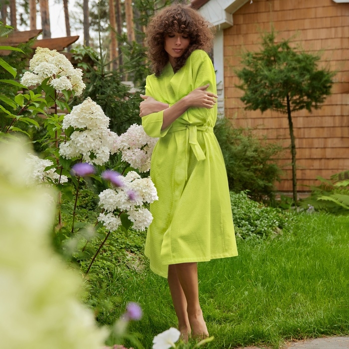 Халат вафельный женский Экономь и Я рукав 3/4, размер 42-44, салатовый, 100% хлопок, 200г/м2 Халат вафельный женский Экономь и Я рукав 3/4, размер 42-44, салатовый, 100% хлопок, 200г/м2