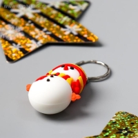 Брелок резина "Снеговик в шапке и шарфике" 4,7х2,8х1,7 см Брелок резина "Снеговик в шапке и шарфике" 4,7х2,8х1,7 см