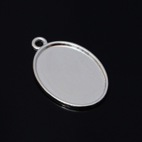 Рамка с сеттингом A2259, площадка 18×25мм, цвет серебро Рамка с сеттингом A2259, площадка 18×25мм, цвет серебро